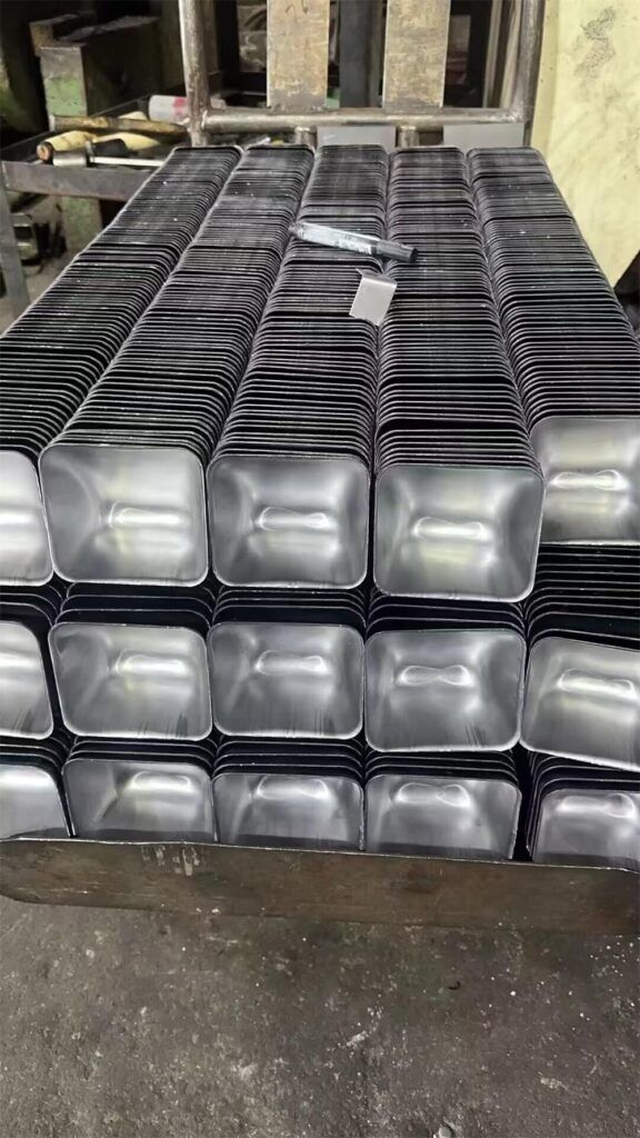 Plastic Elevator Buckets Yt Conveyor